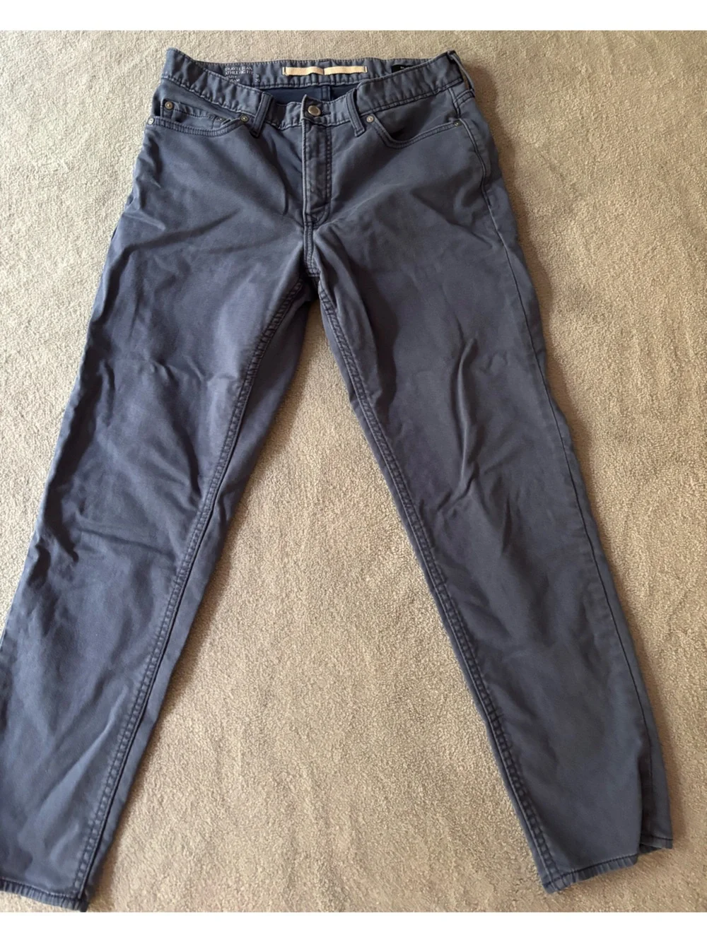 Size 31x32 Banana Republic Athletic fit travel jeans in Brown and Blue.